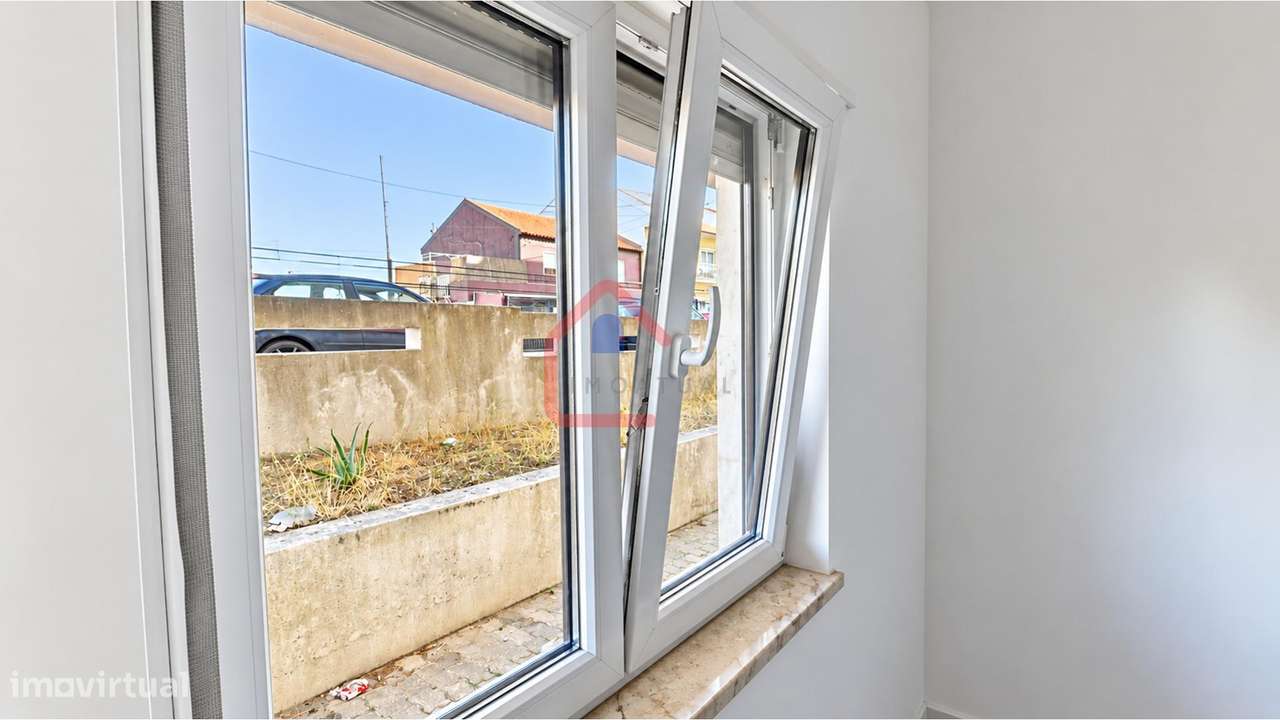 Apartamento T3 em Quinta do Conde-9
