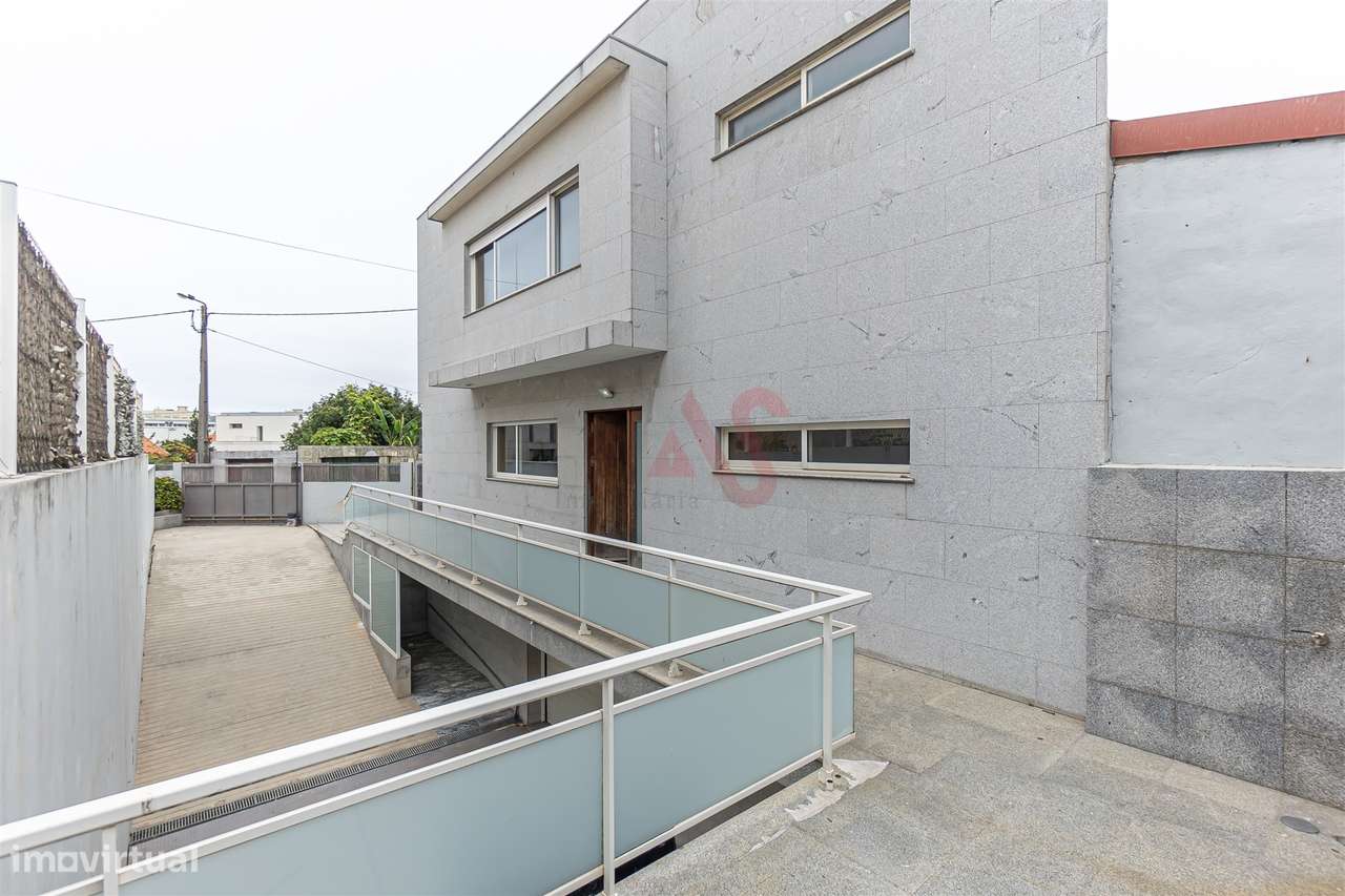 Moradia T3 de LUXO a poucos minutos do Centro de Matosinhos – Espaço, - Grande imagem: 5/41