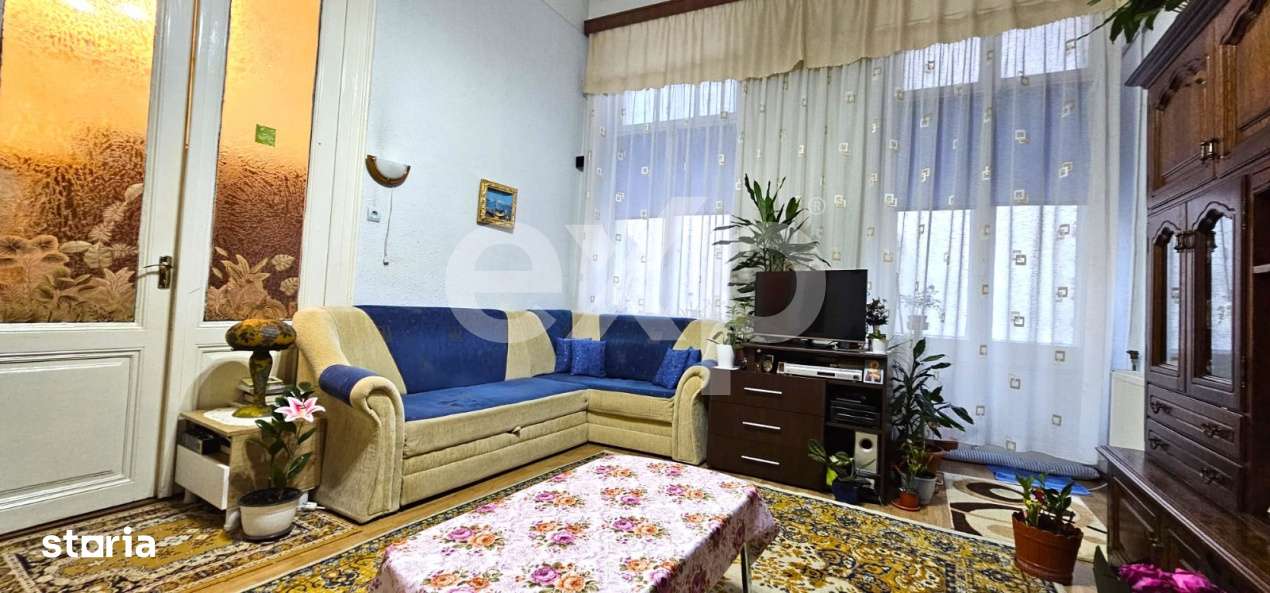 Apt 2 camere, 2 boxe mari, in Centrul Istoric