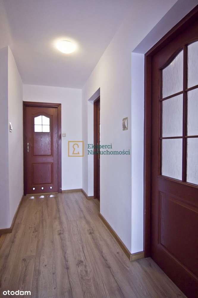 Duży dom z garażem w okolicach ul. Wywrockiego-15