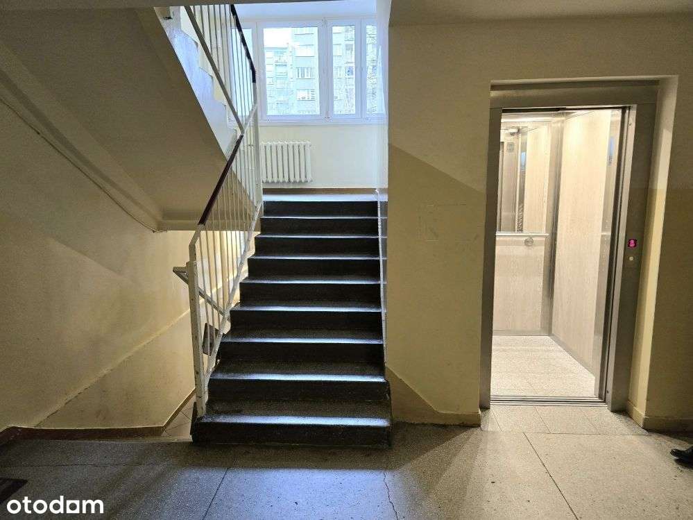 Ciche 2 pokoje z loggią na Powiślu-10