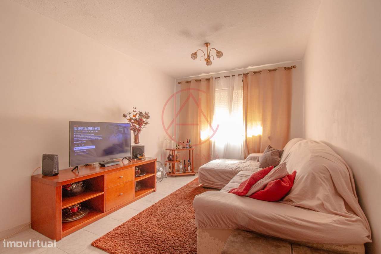 APARTAMENTO T3 1º andar c/ elevador - Sto Antonio da Charneca-7