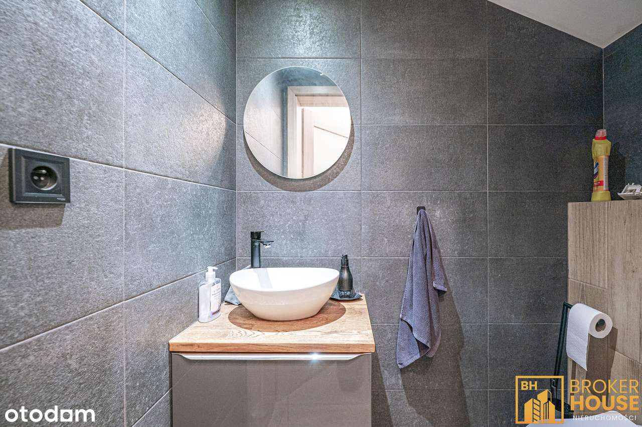 WYJĄTKOWY DOM W ZABUDOWIE BLIŹNIACZEJ-7