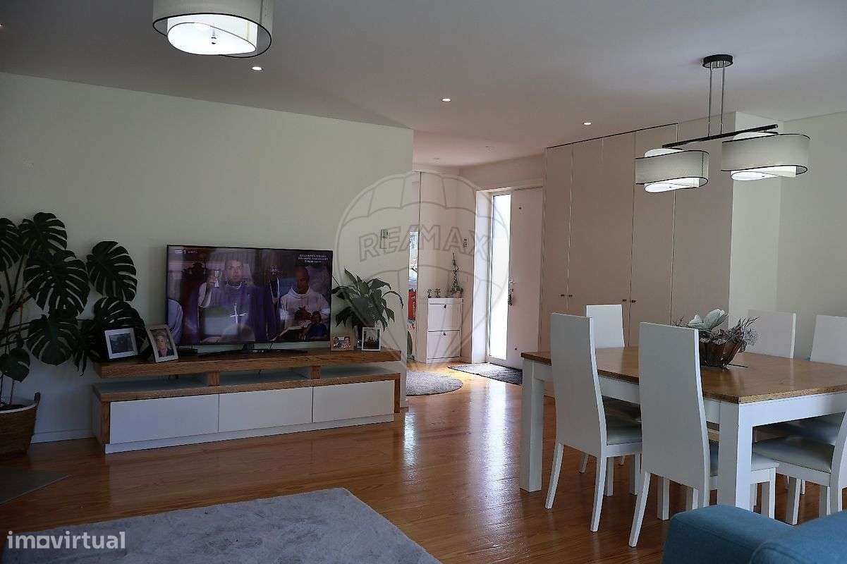 Moradia T4 para venda-7