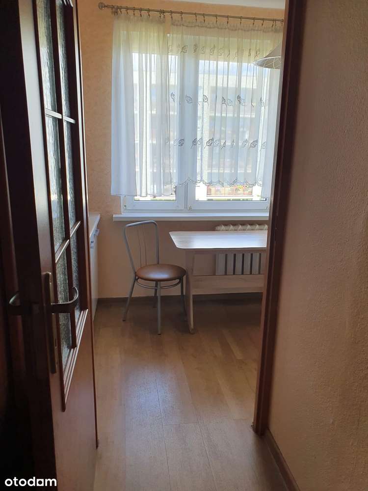 Kawalerka z osobną kuchnią | po odświeżeniu | os. Fazos ul. Ułańska-6