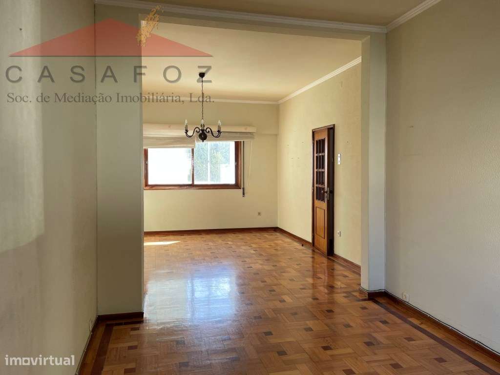 Venda Moradia T6 no Bairro dos Músicos-5