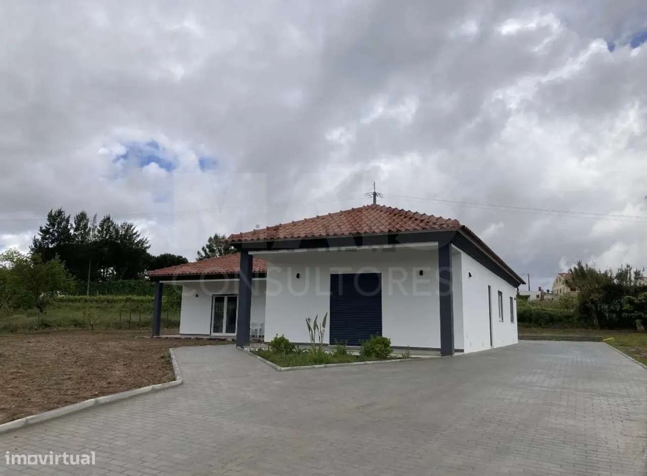 Moradia  T3 Independente na Vermelha - Grande imagem: 3/8