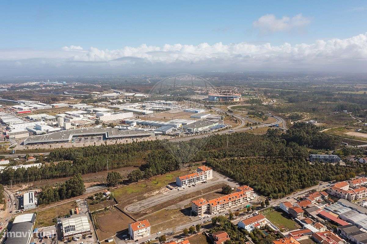 Terreno  para venda - Grande imagem: 2/14