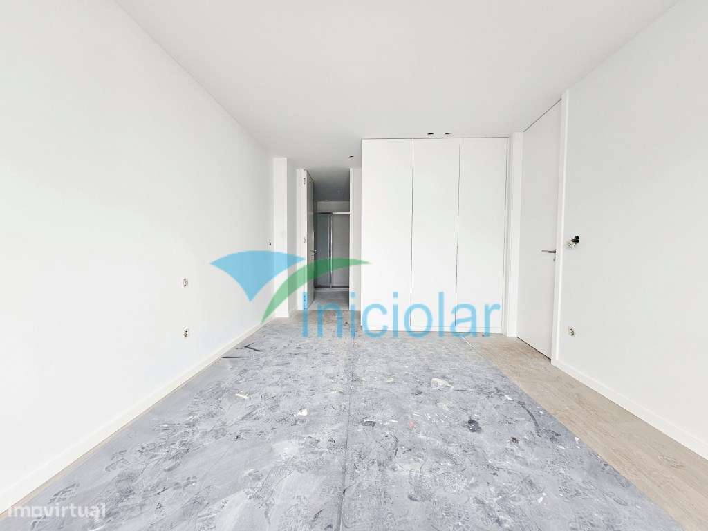 T1 Novo| Gueifães| Varanda| G. Fechada-6