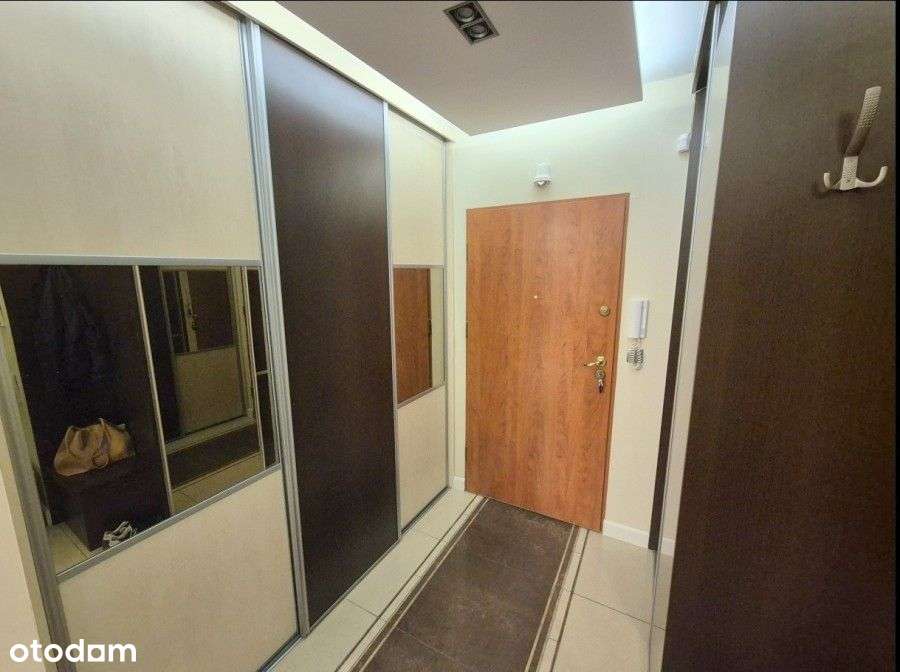 Atrakcyjne 3 pokoje, centrum - winda-6