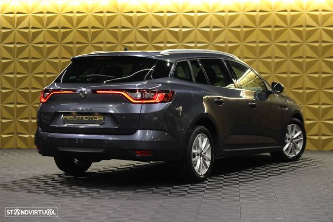 Renault Mégane Sport Tourer 1.5 dCi Limited SS - 6