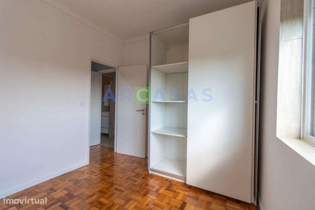 Andar moradia V3 com 2 garagens fechadas em São Cosme, Gondomar-13