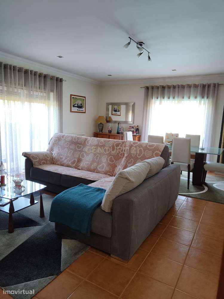 Moradia T4 com piscina em Gaeiras, Marinha Grande. - Grande imagem: 5/42