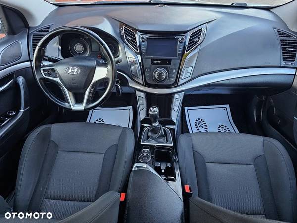 Hyundai i40 Kombi 1.7 CRDi Premium - 34