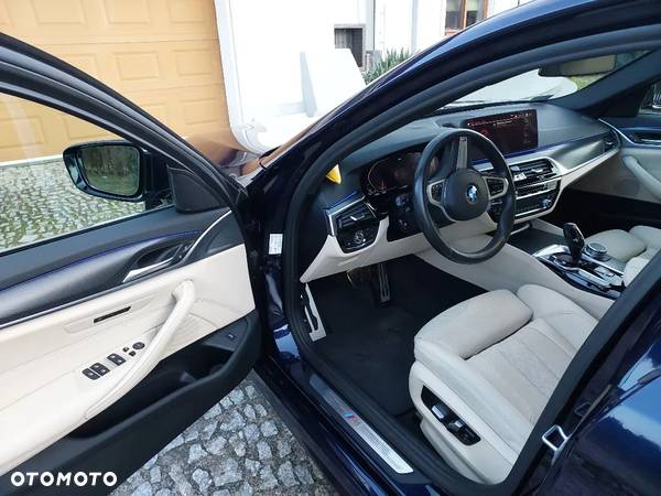 BMW Seria 5 520d mHEV M Sport sport - 9
