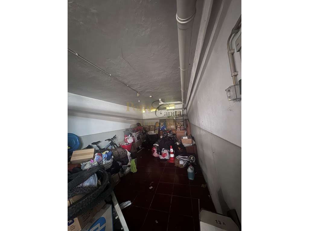 T2 com Garagem Box em Condomínio Fechado Em Nogueira da Maia-27