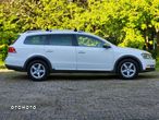 Volkswagen Passat Alltrack 2.0 TDI 4Motion DSG BlueMotion Tec - 2