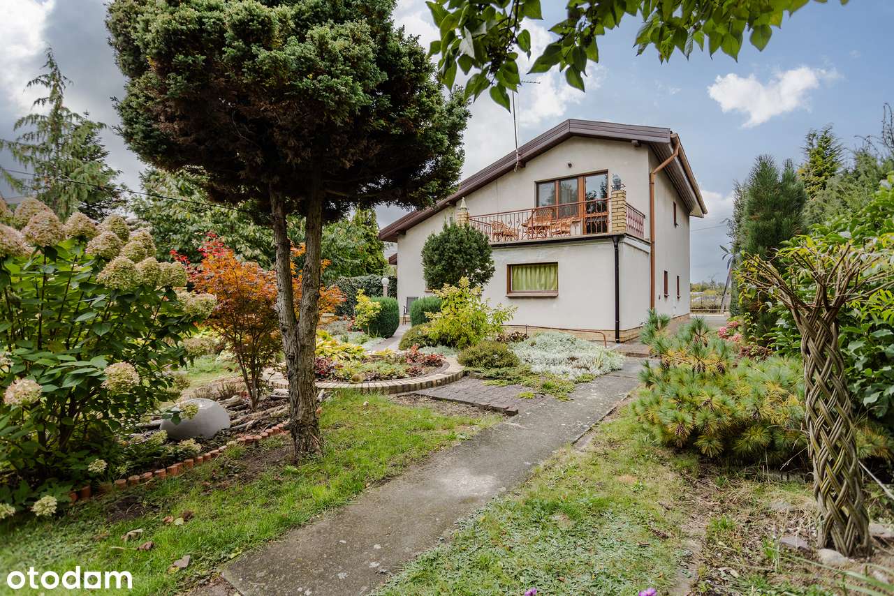 Piękny dom z uroczym ogrodem w Szczepankowie-3