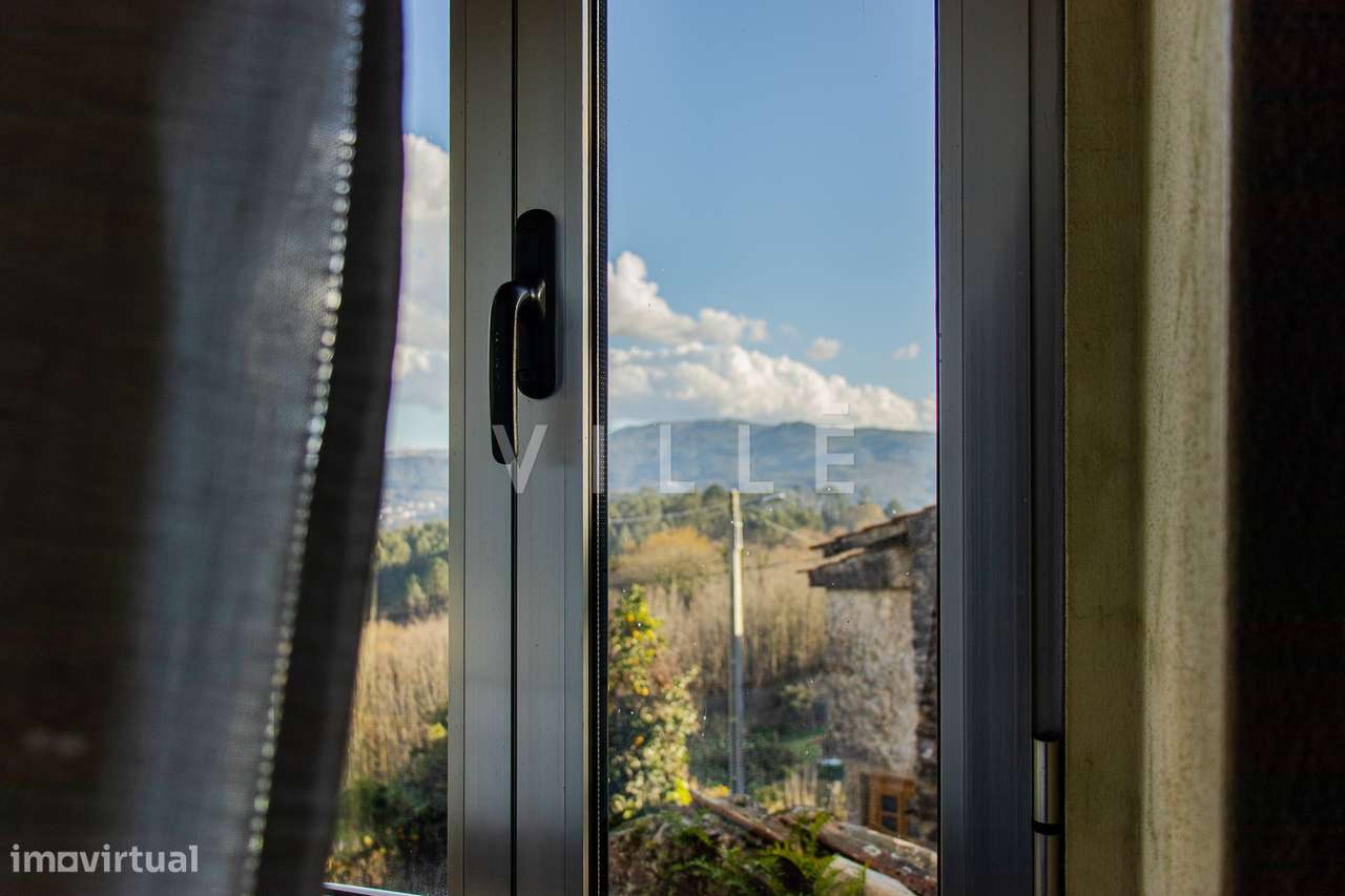 Moradia para remodelar em Rocas do Vouga, concelho de Sever do Vouga - Grande imagem: 5/57