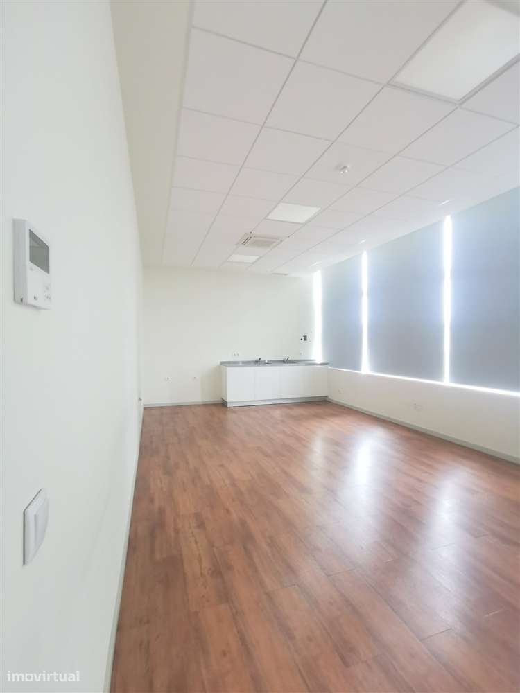 Escritórios no Centro da Maia! - Grande imagem: 4/12