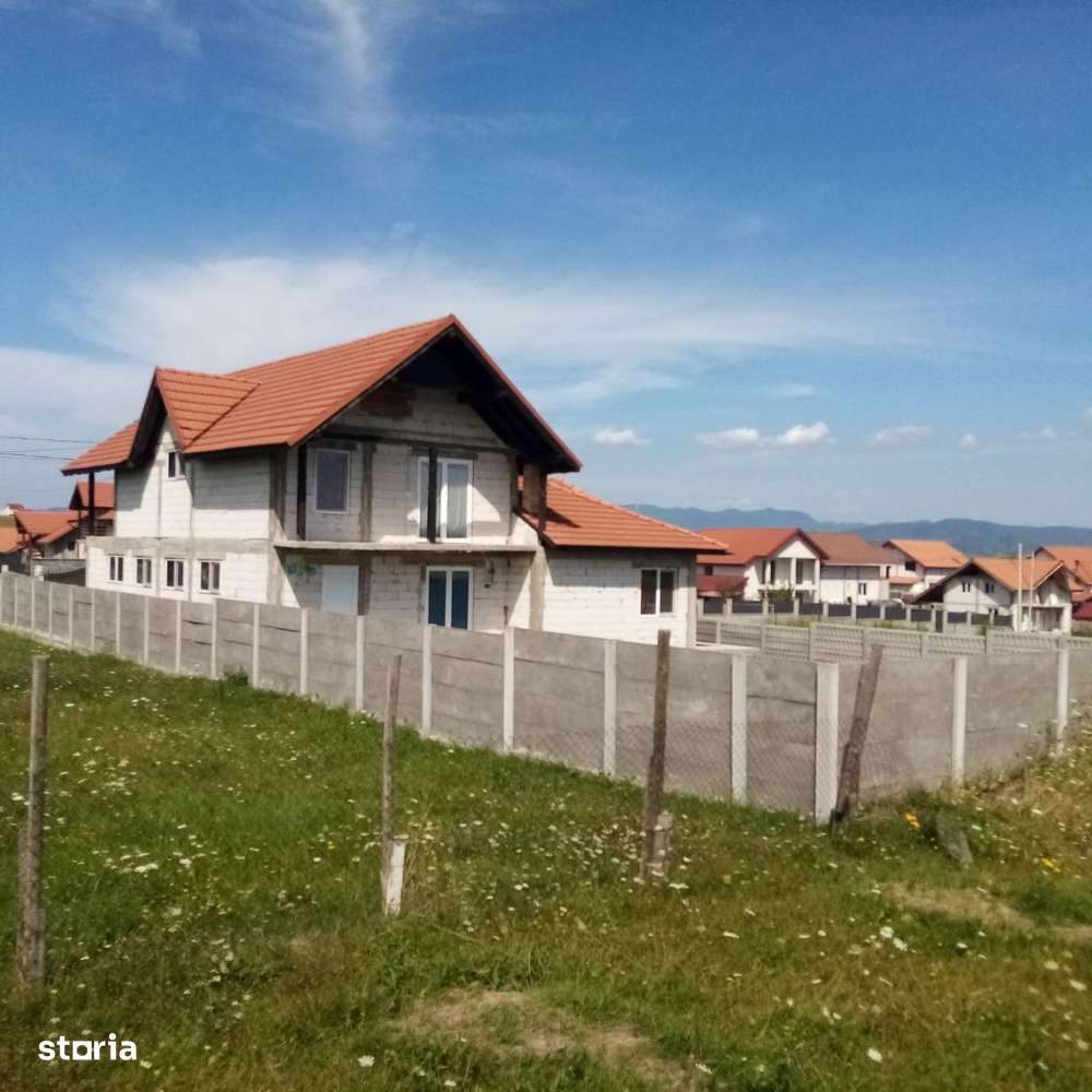 Vilă P+E+M și teren 780 mp,Deva-5