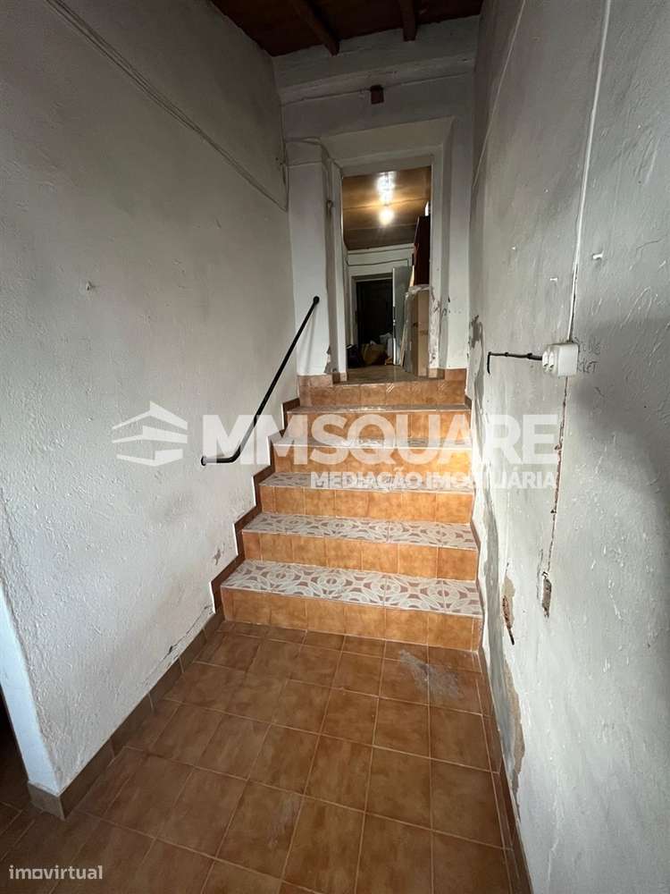 Moradia T3 inserida na zona histórica de Ourique-6