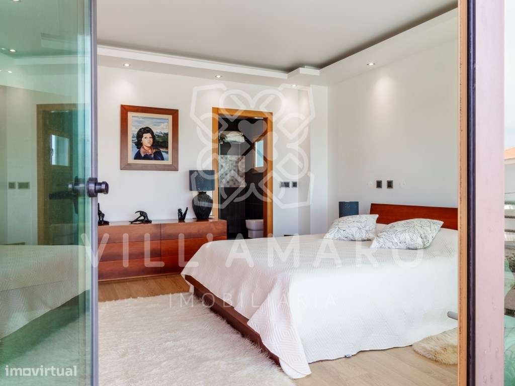 Apartamento T4 Duplex | Condomínio Fechado | São Pedro da Cadeira-27