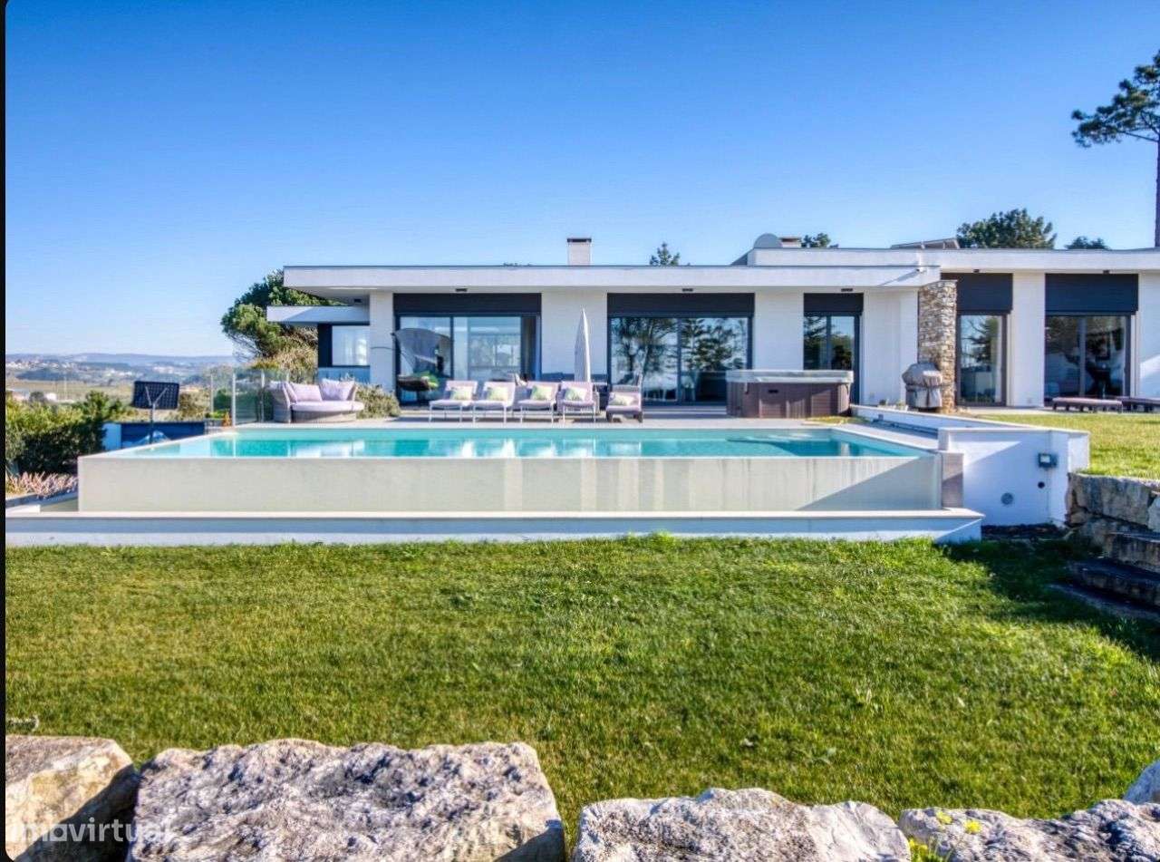 Moradia de Luxo em Alfeizerão, Leiria - Grande imagem: 3/37