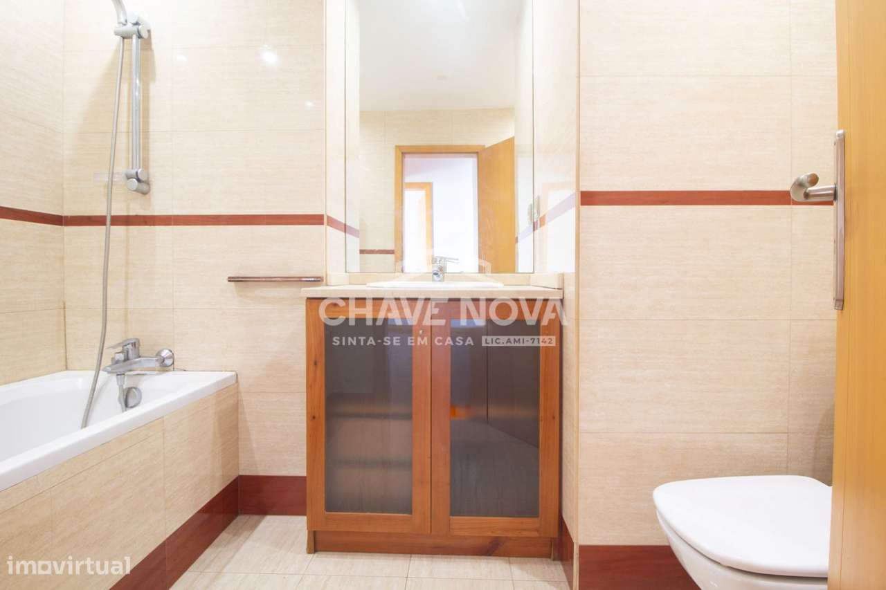 Moradia T4 em Valongo-12