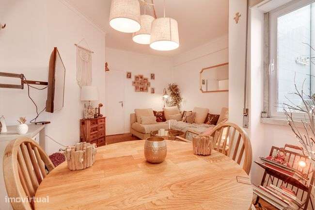 Amadora, T2, Central junto à estação, grande terraço, Todos svc perto - Grande imagem: 3/30