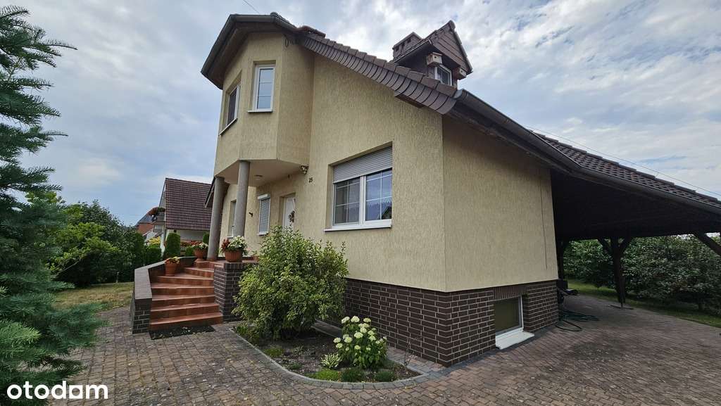 Na sprzedaż  idealny dom dla Rodziny-0