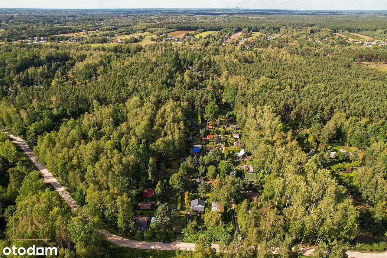 Urokliwa działka ROD "SOSENKA"  – idealne miejsce na rodzinne wypady!-14