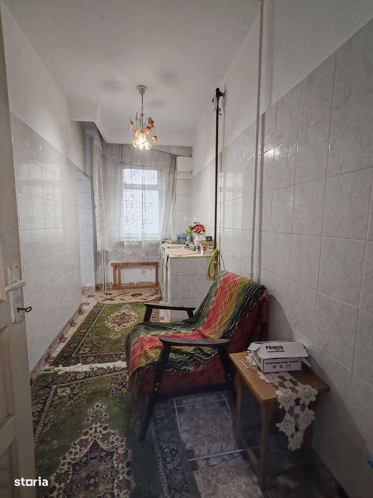 Apartament 2 camere Trivale, 45 mp, etajul 1/4, balcon - Imagine principală: 4/5