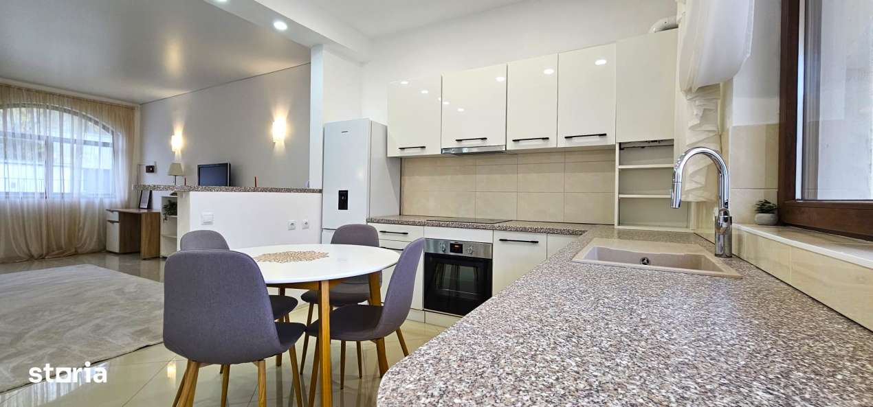 Vila cocheta (triplex), 3 camere, terasa, curte - Corbeanca Parc - Imagine principală: 3/19