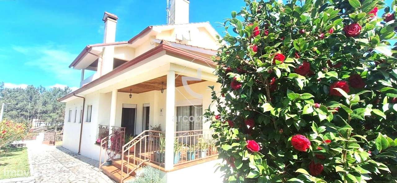 Moradia T4 com Jardim , horta e logradouro - Arca Ponte de Lima - Grande imagem: 2/41