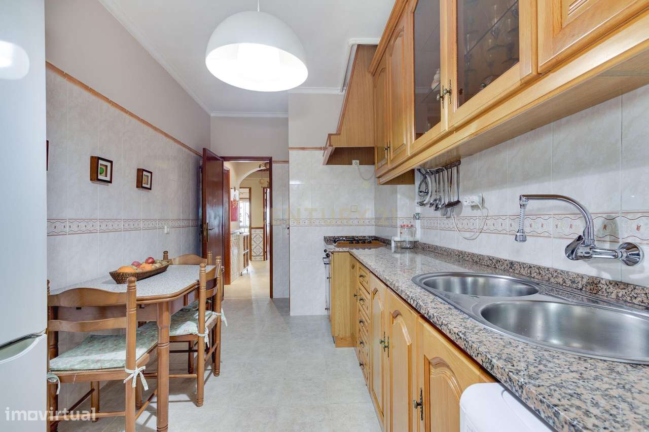 T2 em Bom Sucesso, Alverca-4