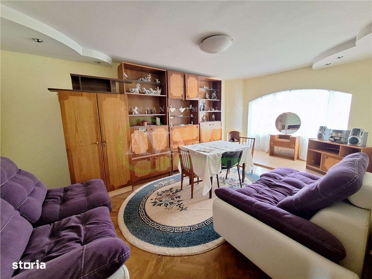 Apartament 3 camere decomandat Bistrita Lac-Bacau etaj 3| 2 bai - Imagine principală: 2/12