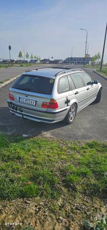 BMW Seria 3 318i - 4