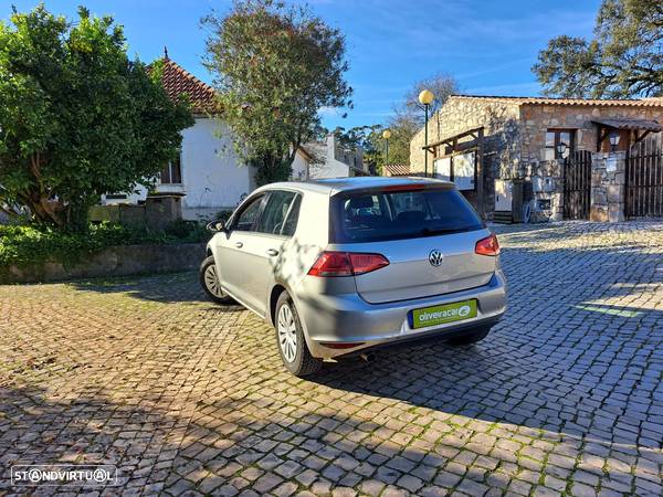 VW Golf 1.6 TDi BlueMotion Confortline - 29