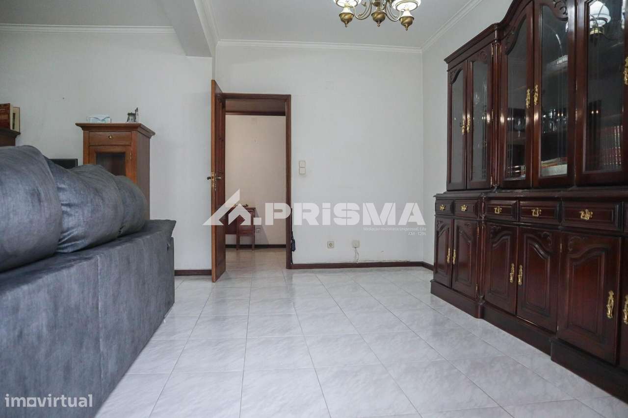 Apartamento T3 com garagem para venda em Castelo Branco-9