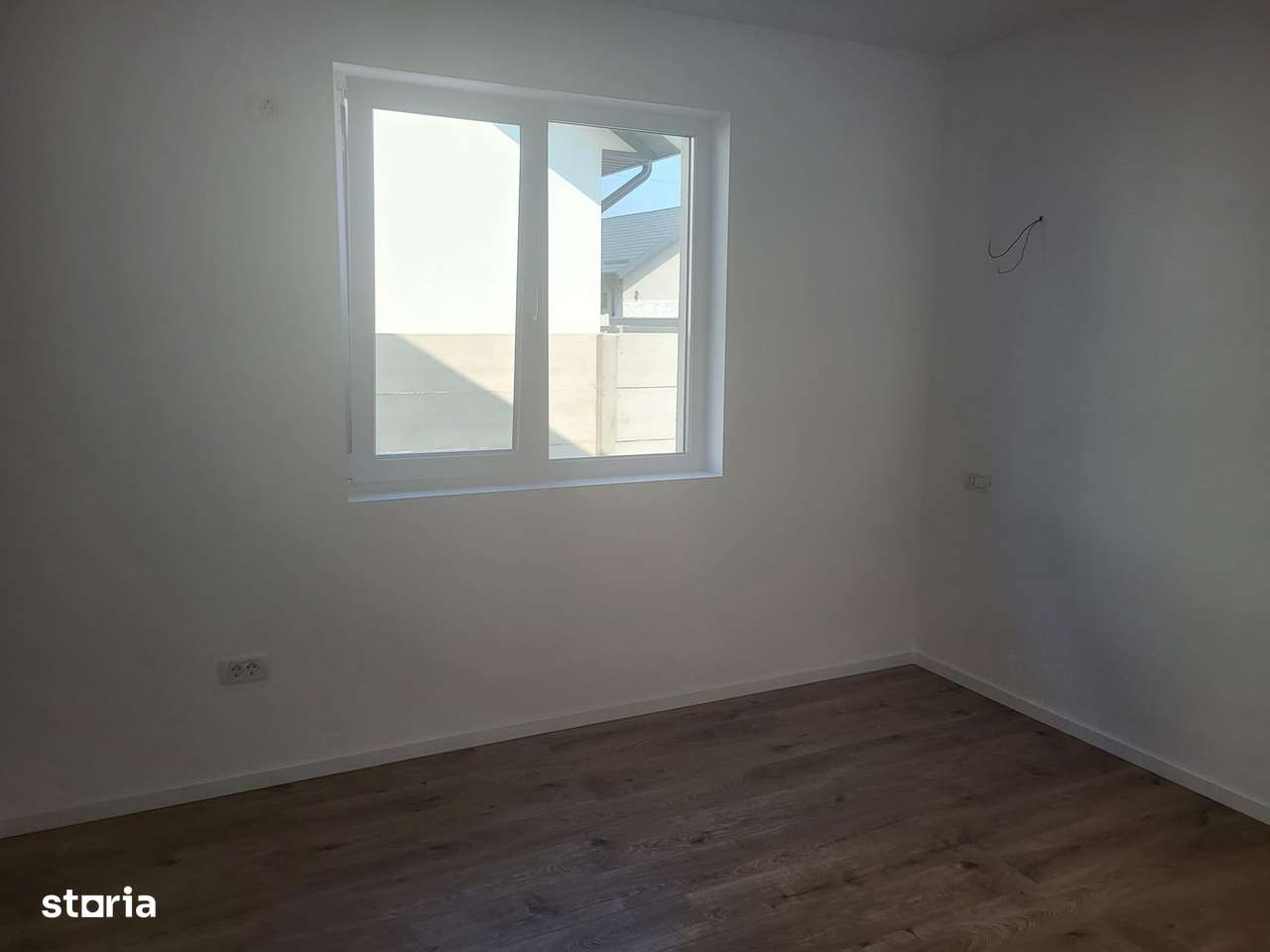 Casa de vânzare P+M, la ASFALT, toate utilitățile, COMISION 0 - Imagine principală: 4/6