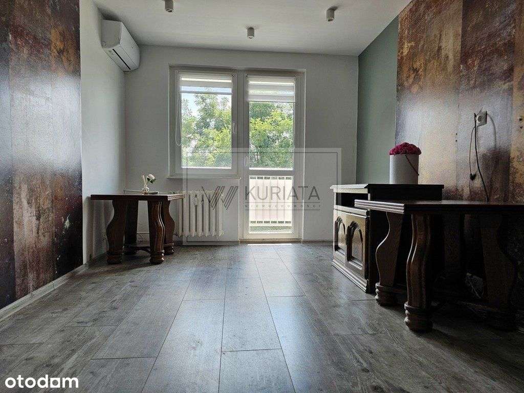 Pierwsze piętro 3 pokoje z balkonem-16