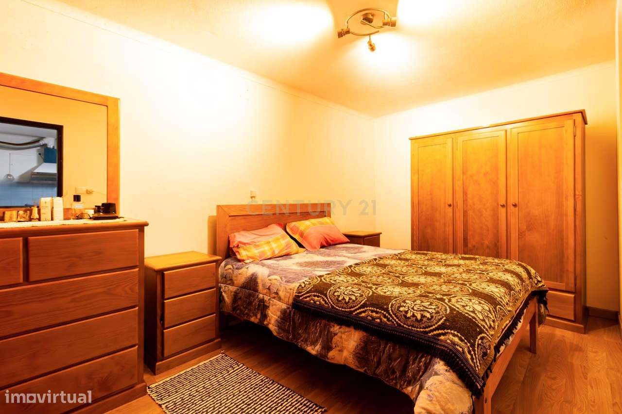 Conjunto de 3 Imóveis para Venda – Vieira de Leiria - Grande imagem: 4/37