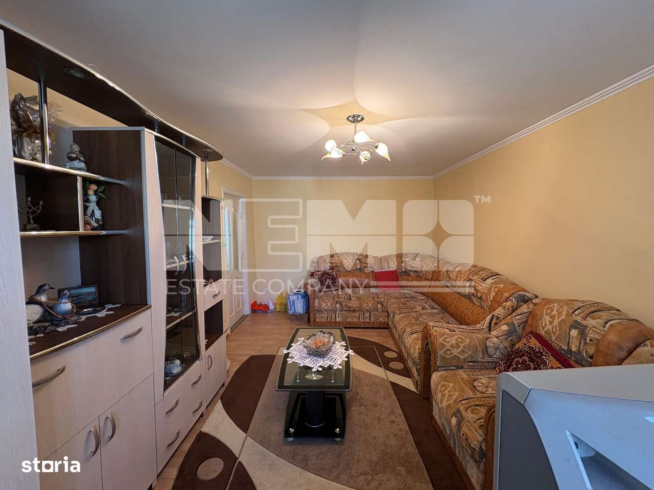 | Apartament 4 camere | 82 mp utili | Etaj 2/4 – Rădăuți, Suceava | - Imagine principală: 5/14