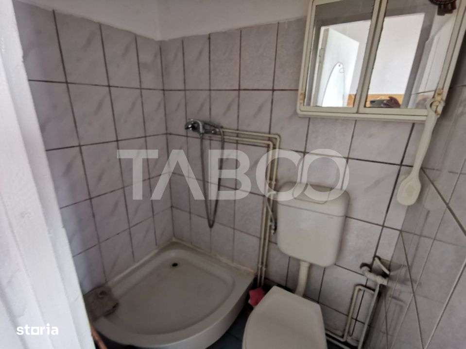 Garsoniera la etajul 1 de vanzare in zona Turnisor din Sibiu - Imagine principală: 5/6