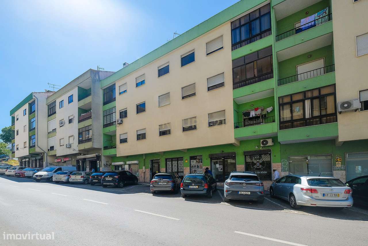Apartamento T3 em Amora, Seixal - Vista para o Rio-30