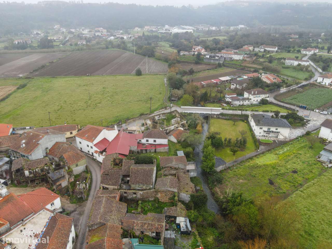 Duas Casas Usadas em Foz de Arouce, Lousã - 567m² por 150.000€ - Grande imagem: 3/24
