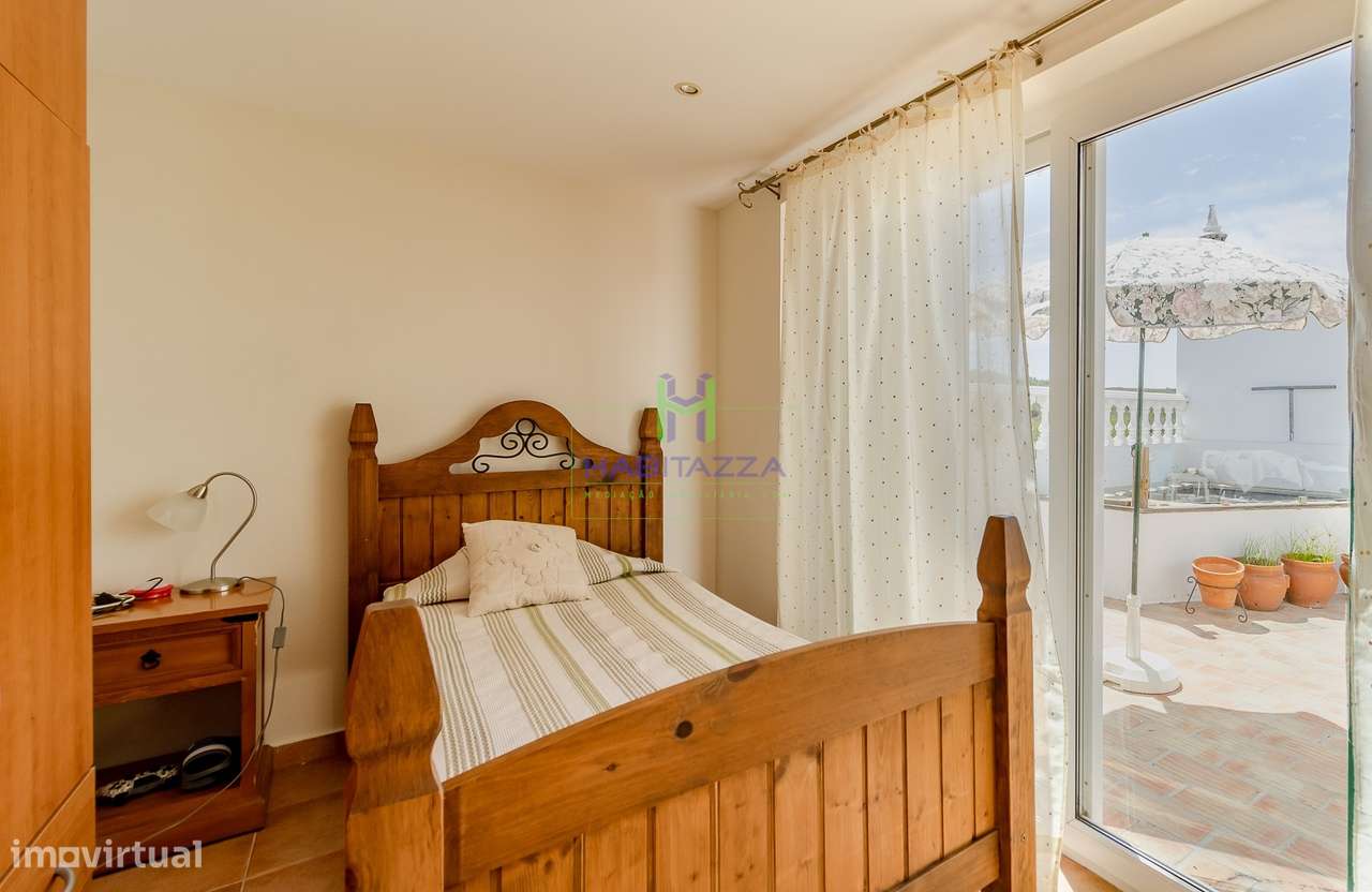 Apartamento T2 + Anexo com 1 quarto, 1 Escritório e 1 Casa de Banho, c-22