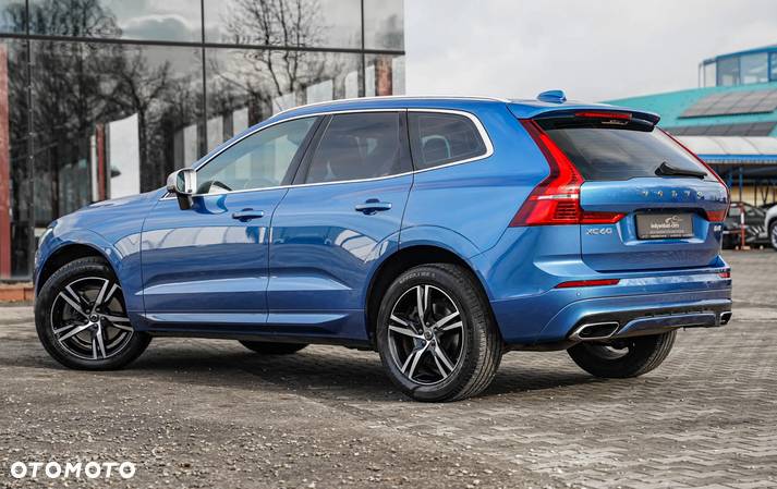 Volvo XC 60 D4 R-Design - 11