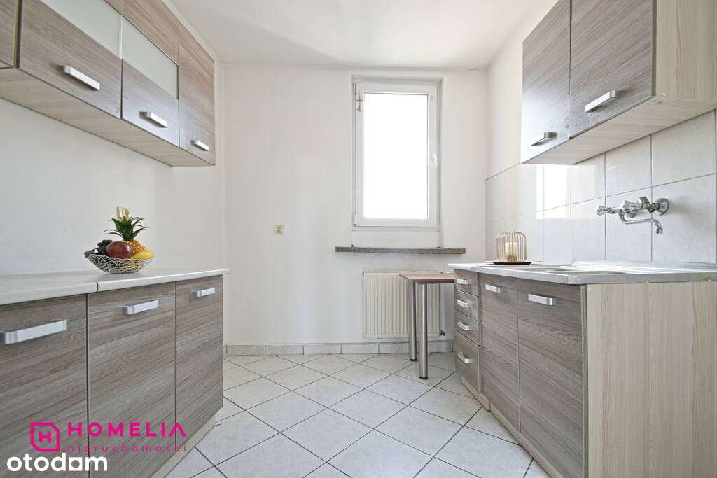 Centrum Kielc, duży balkon i parking-8